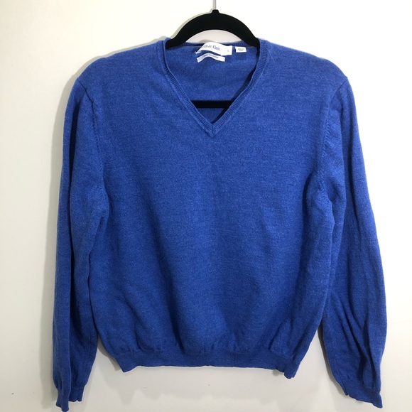 Calvin Klein Sweaters - 3/$25 Calvin Klein Merino Wool V-Neck Sweater L